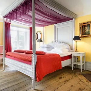 hotel-hellstens-malmgard.find-stockholm-hotels.com/